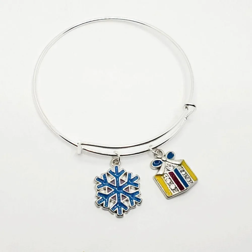 Silver Christmas Present Charm Bracelet